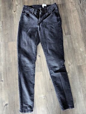 Denizen by LEVI Skinny Jeans Waist 26 Length 30 Black